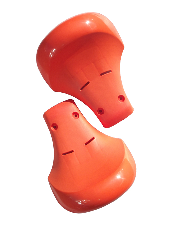 Seats for blow moulded face-to-face swing X2